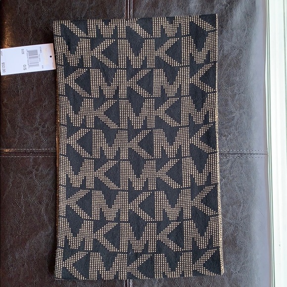 Michael Kors Accessories - Michael Kors Infinity scarf